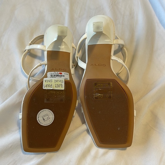 Sandal Heels - BRAND NEW NEVER WORN - Picture 2 of 2